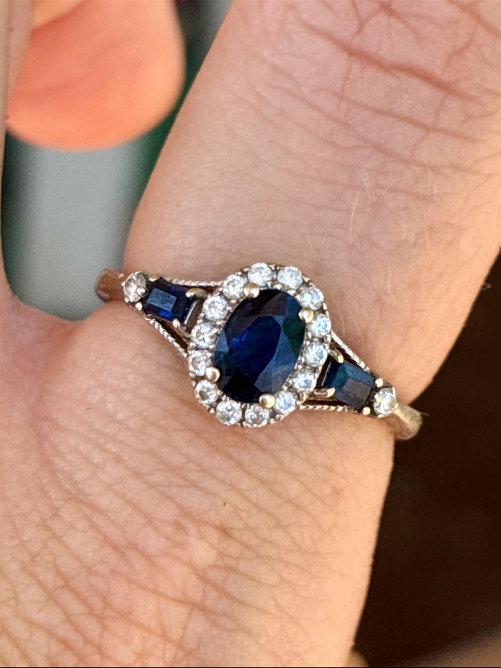 Solid 10k gold genuine diamond/royal blue sapphire ring high end - Picture 13 of 14